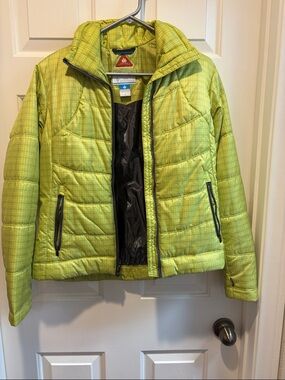 Columbia Lime Green Quilted Hooded Puffer Jacket